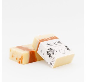 Savon au lait de chèvre et géranium en petit pavé