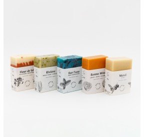 Savonnette dans le grand coffret collection de savons