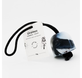 Savon de gommage exfoliant à suspendre aux graines et charbon actif
