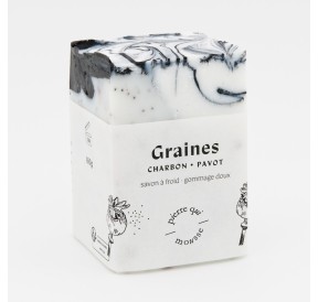 Savon de gommage exfoliant aux graines et au charbon en grand pavé